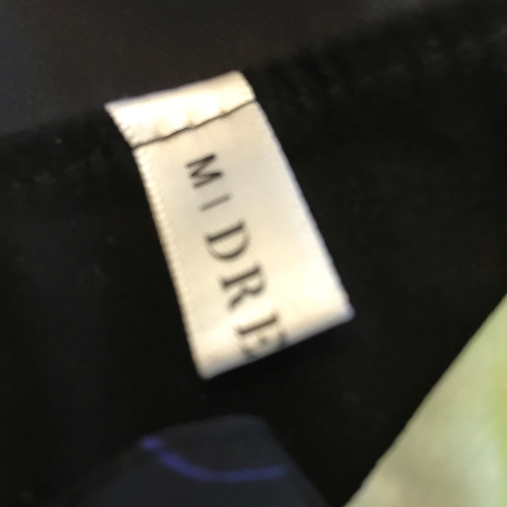 Dressfo sleeveless tank - Picture 3 of 6